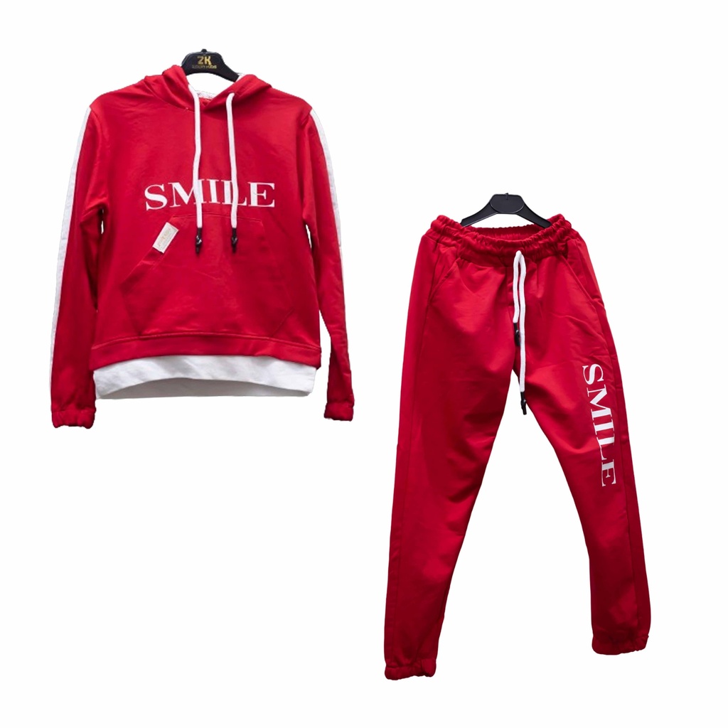 ENSEMBLE JOGGING / CAPUCHE