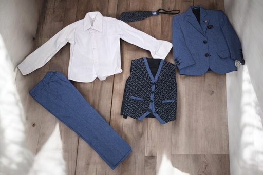 ENSEMBLE COSTUME